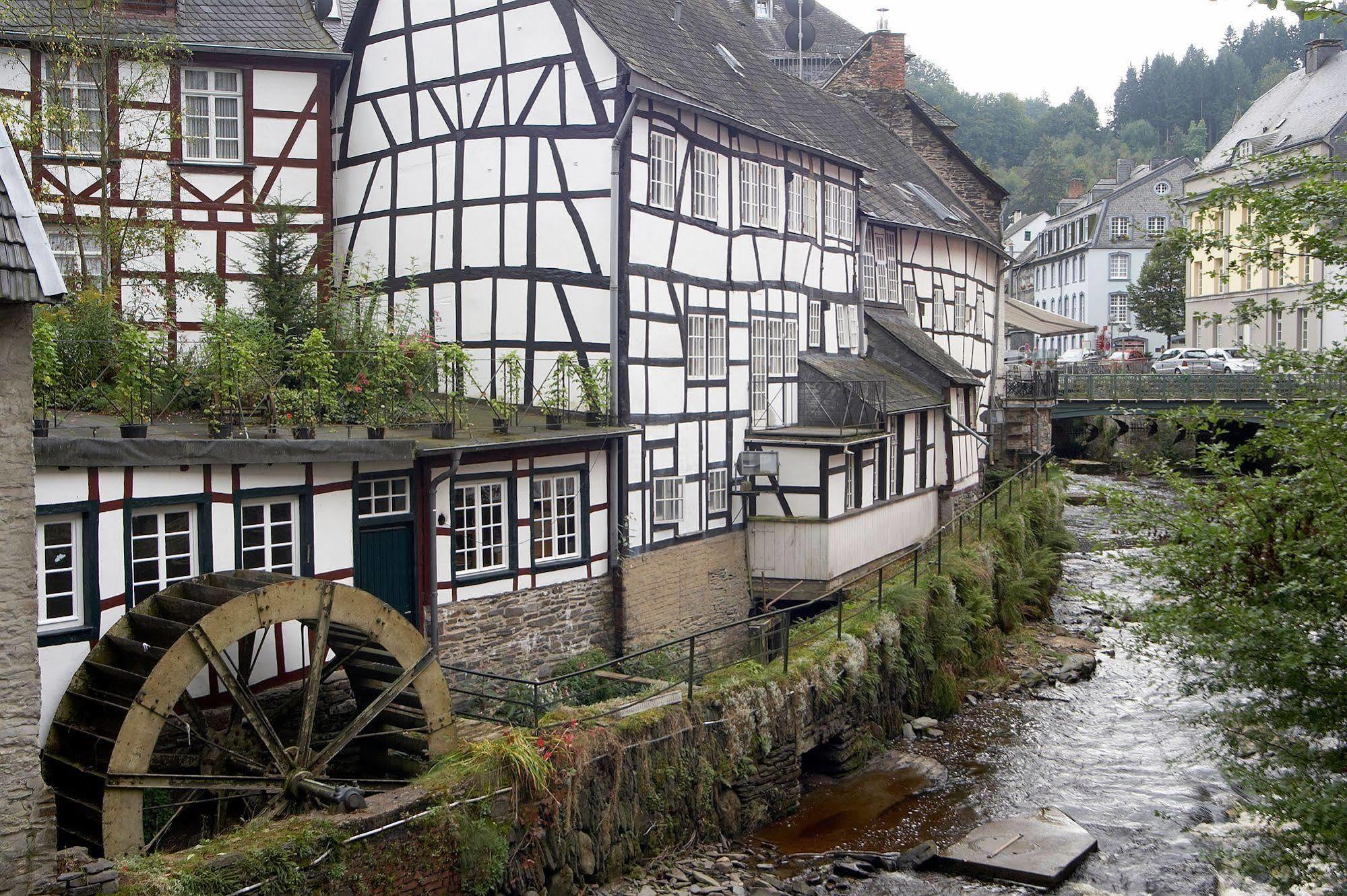 Hotel De Lange Man Monschau Eifel Exterior foto